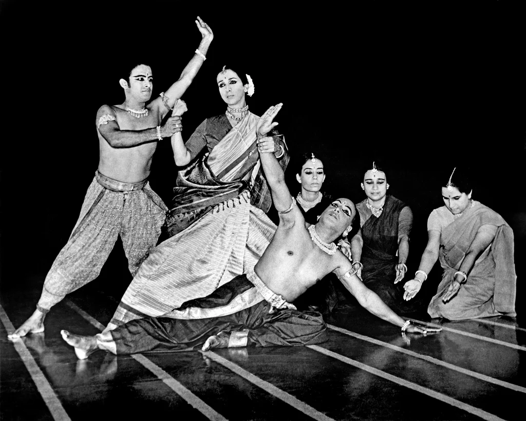 Mrinalini Sarabhai: The Voice of the Heart (An Autobiography) - Image 6