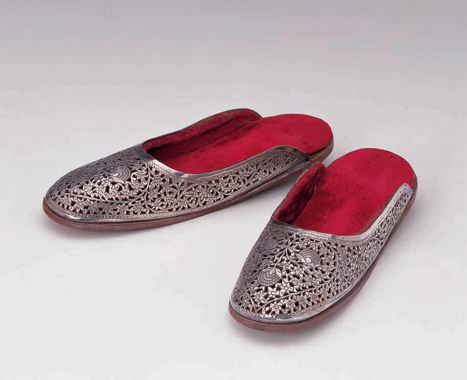 Feet & Footwear In Indian Culture By Jutta Jain-Neubauer - Image 4