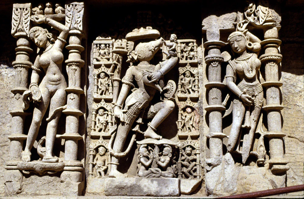 The Body Adorned: Dissolving Boundaries between Sacred and Profane in India's Art - Image 4